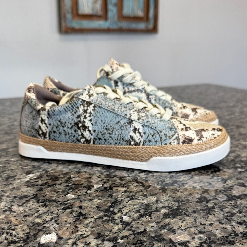 Crown Vintage Beige and Blue Snakeskin Sneakers NWOT